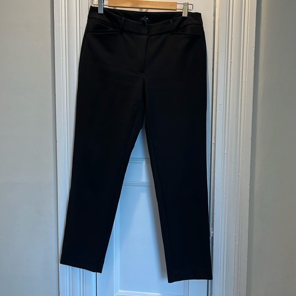 Black White House Black Market pants
